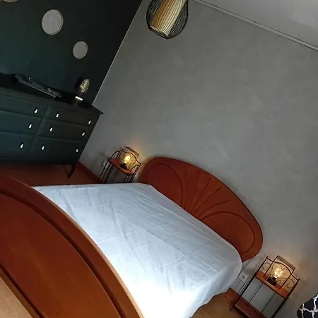 A Decouvrir Absolument Charmante Maison Thierachienne 別荘