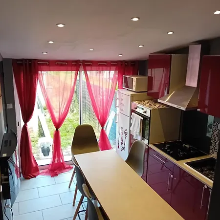 別荘 A Decouvrir Absolument Charmante Maison Thierachienne Effry